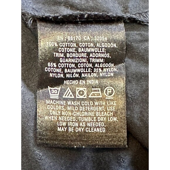 Leifnotes Anthropologie Size 8 Navy Laced Embroidery RollTab Sleeve Blouse - Picture 12 of 12